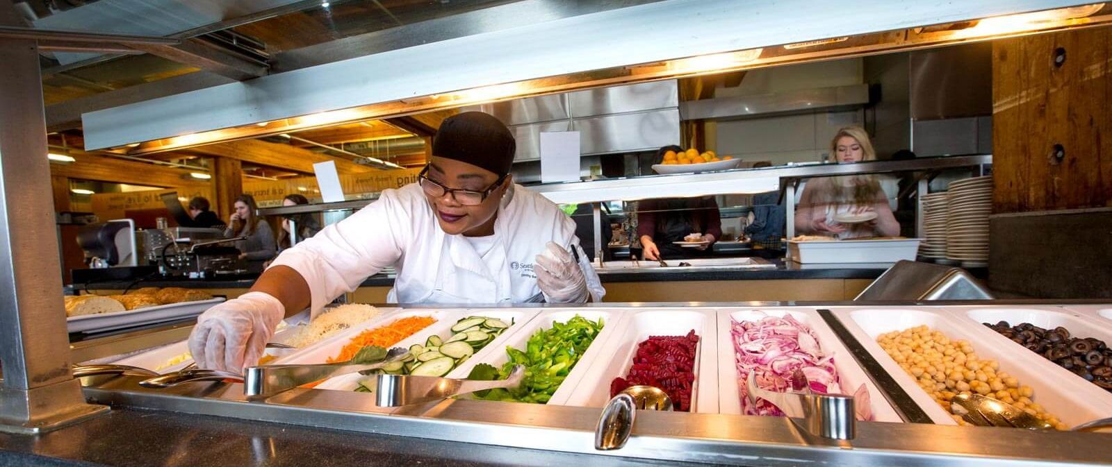 Gwinn Dining Server